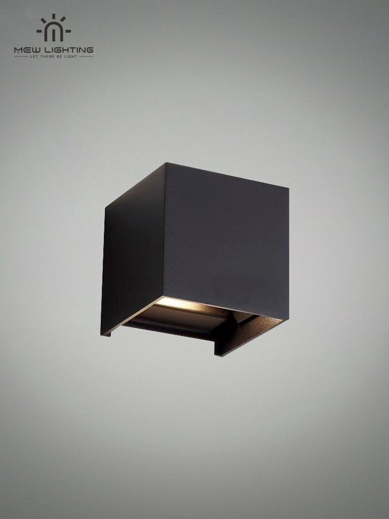 WO101 Simple Outdoor Wall Light - MEW Lighting